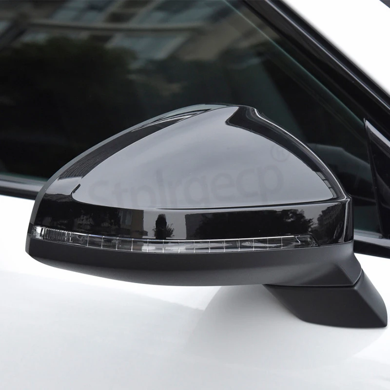 Coque de rétroviseur latéral noire brillante pour Audi A4, S4, RS4, A5, S5 et RS5 2016-2023 en polycarbonate haute qualité.