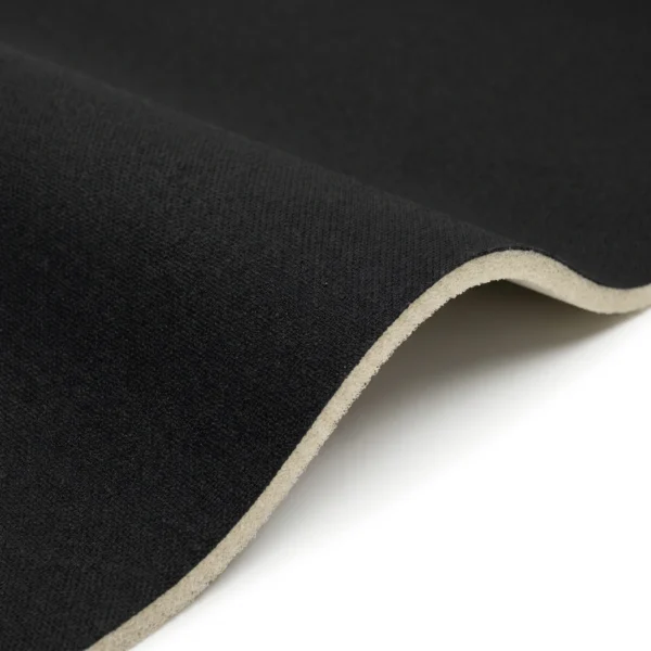 KK tissu wave noir Tissu de ciel de toit noir en gros plan, avec l’épaisseur de la mousse